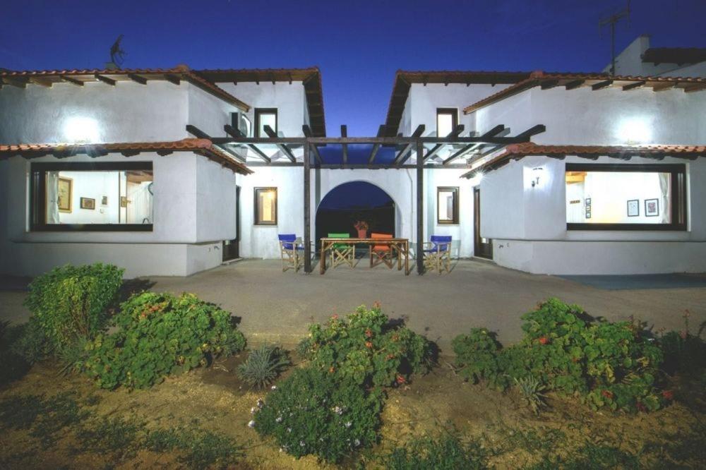 Katevi Luxury Seafront * Ierissos